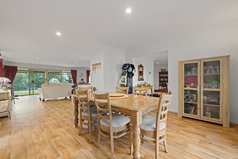 Photo - 19 Melaleuca Place, Taree NSW 2430 - Image 5
