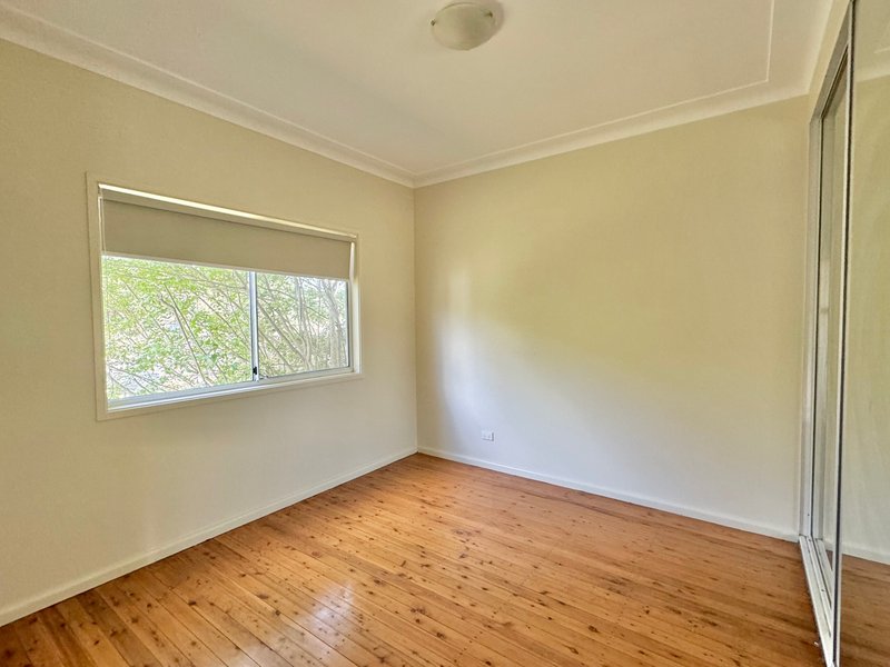 Photo - 19 Melbourne Street, Oxley Park NSW 2760 - Image 6