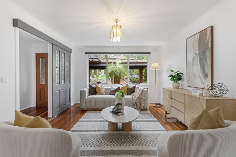 Photo - 19 Melissa Grove, Vermont South VIC 3133 - Image 1