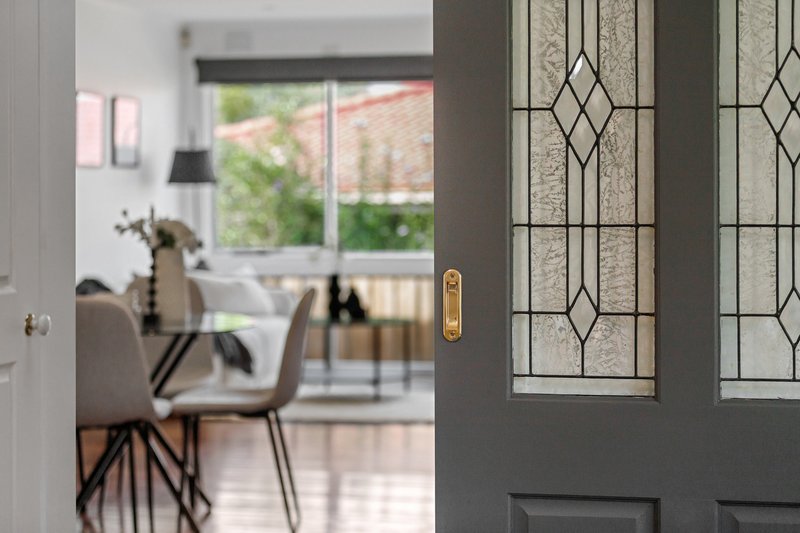 Photo - 19 Melissa Grove, Vermont South VIC 3133 - Image 4