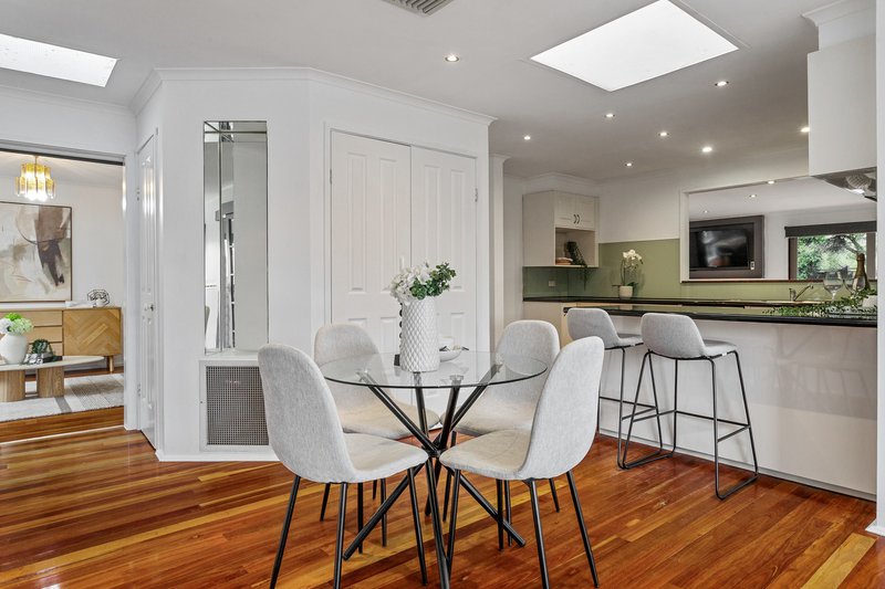 Photo - 19 Melissa Grove, Vermont South VIC 3133 - Image 5