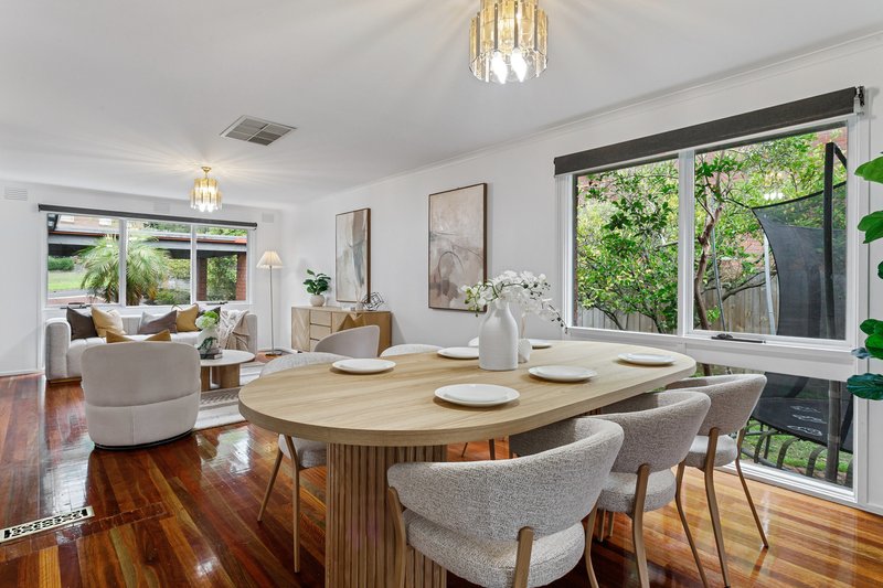 Photo - 19 Melissa Grove, Vermont South VIC 3133 - Image 7