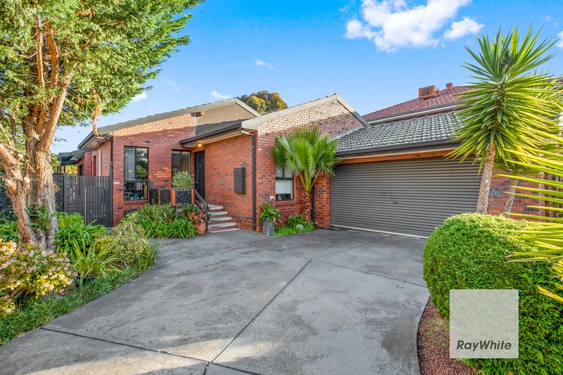 19 Messina Crescent, Taylors Lakes VIC 3038