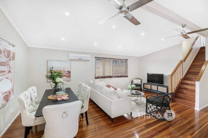 Photo - 19 Meyrick Street, Cannon Hill QLD 4170 - Image 3