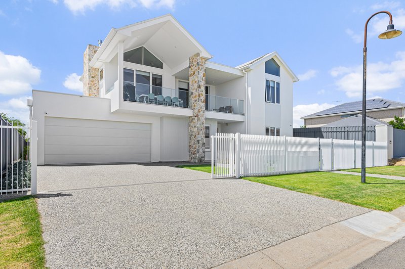 Photo - 19 Milford Avenue, Sellicks Beach SA 5174 - Image 1