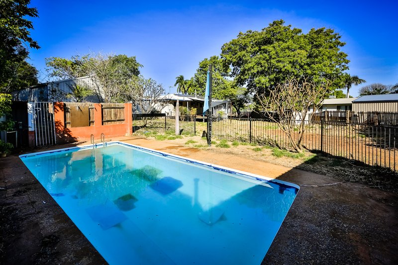 Photo - 19 Millen Crescent, Mount Isa QLD 4825 - Image 2