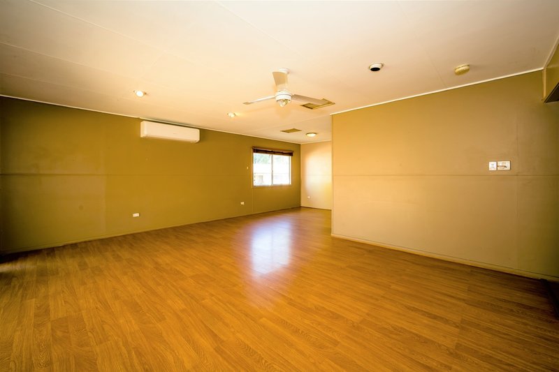 Photo - 19 Millen Crescent, Mount Isa QLD 4825 - Image 6