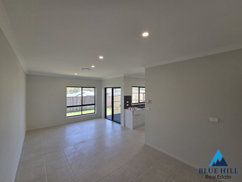 Photo - 1/9 Millhouse Close, Farley NSW 2320 - Image 4