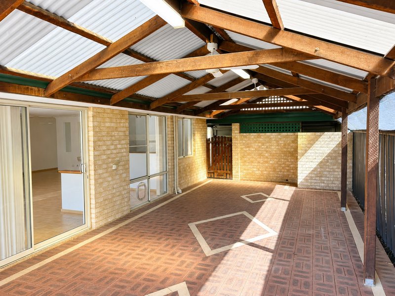 Photo - 19 Millstream Grove, Ellenbrook WA 6069 - Image 8