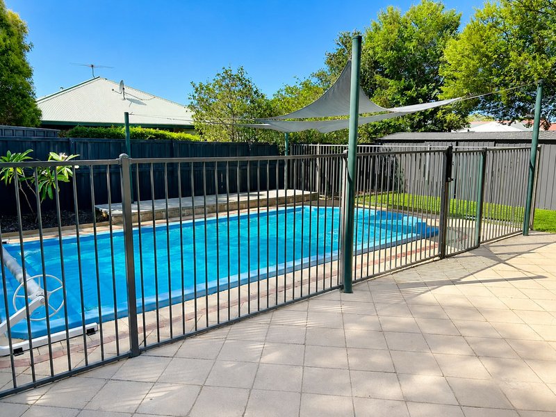 Photo - 19 Millstream Grove, Ellenbrook WA 6069 - Image 9