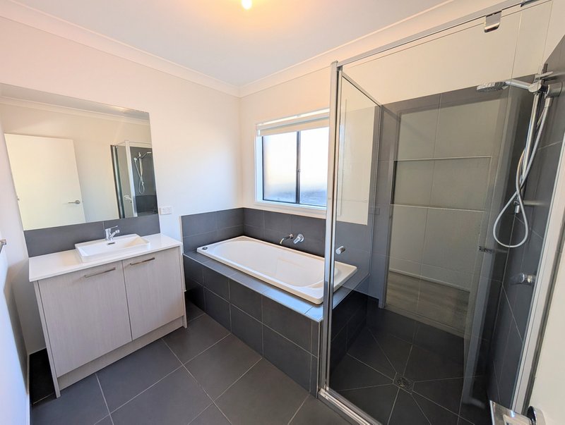 Photo - 19 Mimosa Drive, Beveridge VIC 3753 - Image 10