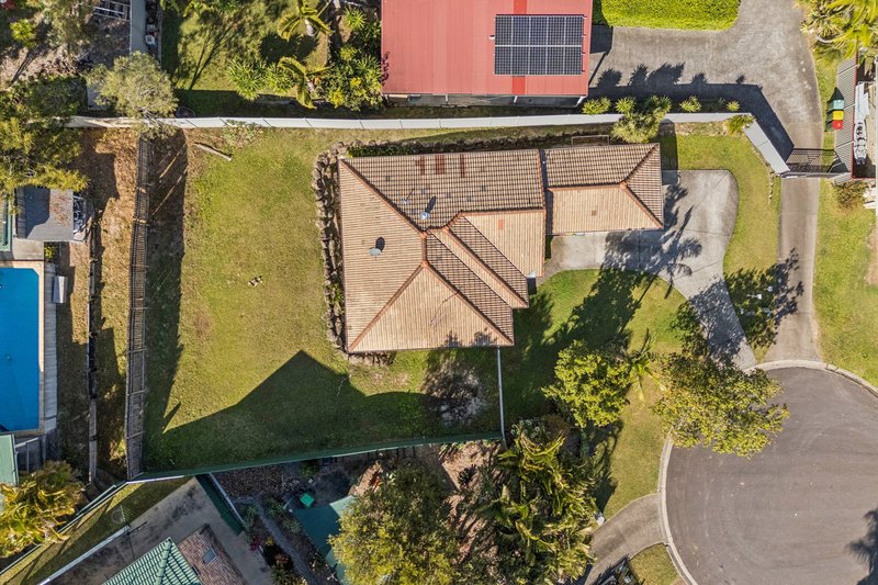 Photo - 19 Mona Court, Oxenford QLD 4210 - Image 6