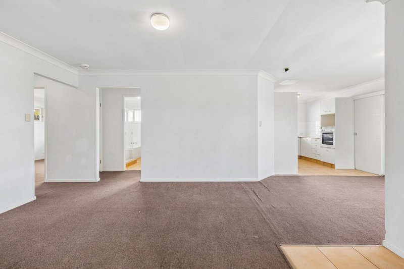 Photo - 19 Mona Court, Oxenford QLD 4210 - Image 11