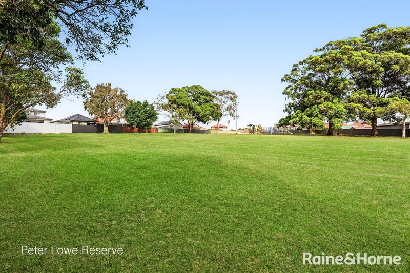 Photo - 19 Monaro Avenue, Kingsgrove NSW 2208 - Image 10