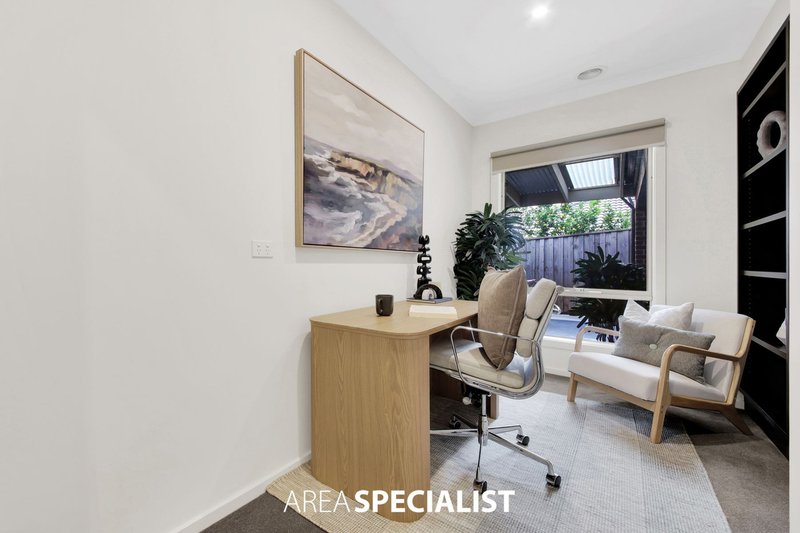 Photo - 19 Montalto Drive, Pakenham VIC 3810 - Image 18