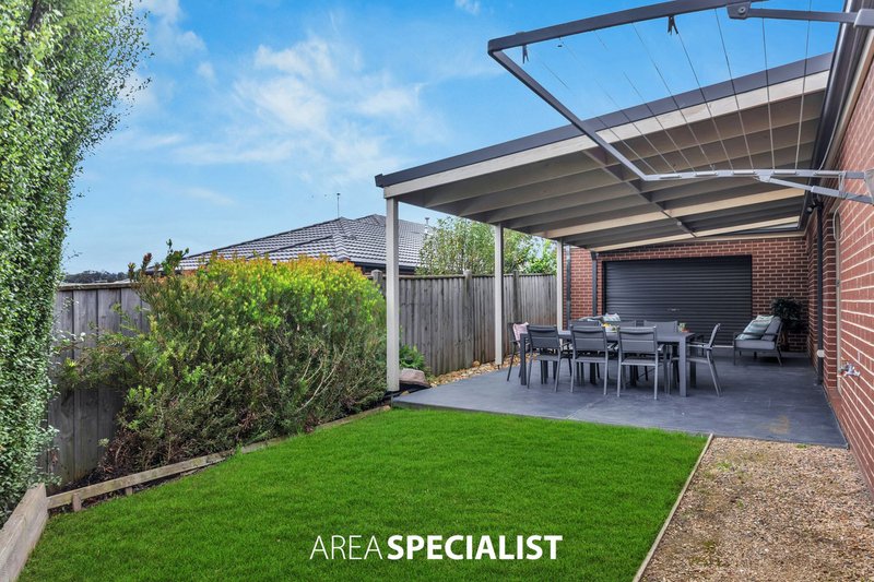 Photo - 19 Montalto Drive, Pakenham VIC 3810 - Image 21