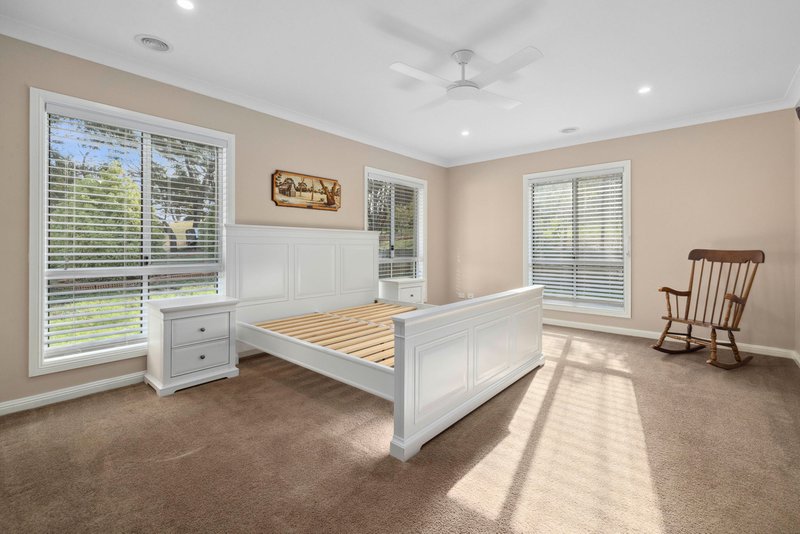 Photo - 19 Montem Street, Bowning NSW 2582 - Image 7