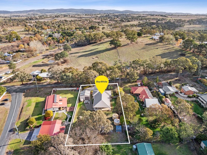 Photo - 19 Montem Street, Bowning NSW 2582 - Image 17