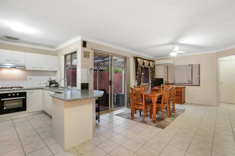 Photo - 19 Moorrinya Circuit, North Lakes QLD 4509 - Image 4