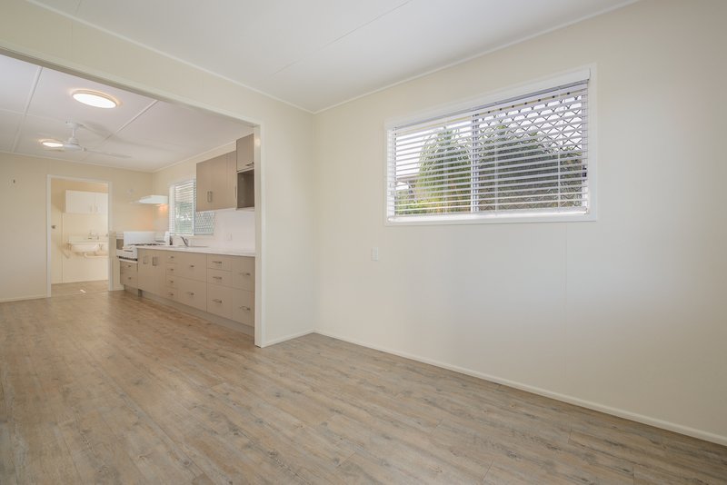 Photo - 19 Morley Street, West Gladstone QLD 4680 - Image 3