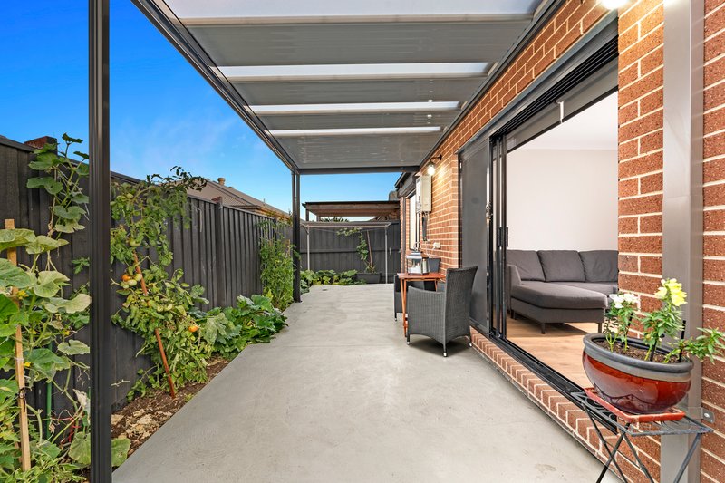 Photo - 19 Moss Road, Wollert VIC 3750 - Image 12