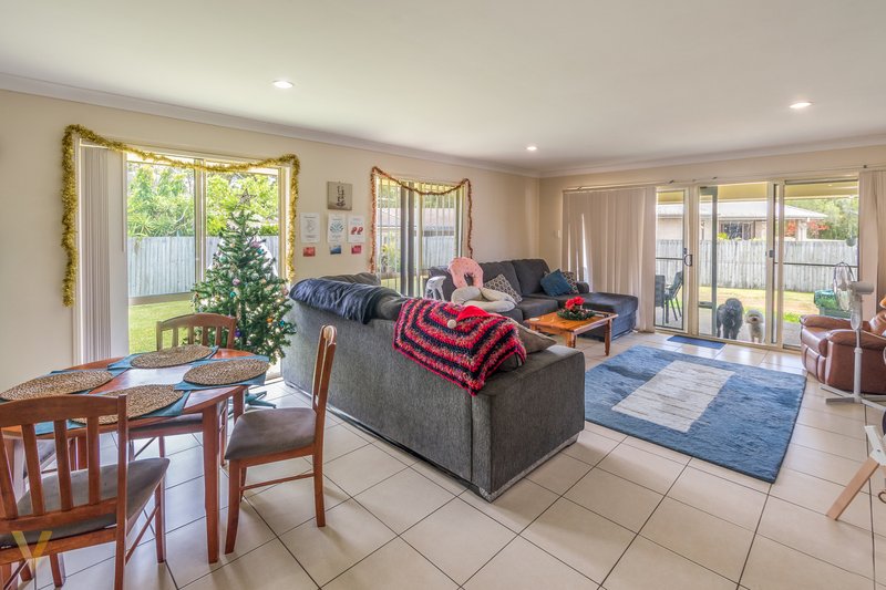 Photo - 19 Moss Terrace, Pimpama QLD 4209 - Image 5