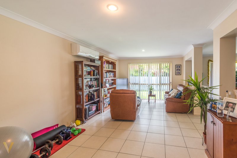 Photo - 19 Moss Terrace, Pimpama QLD 4209 - Image 6