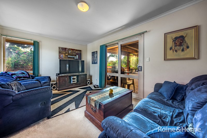 Photo - 19 Mounsey Court, Sunbury VIC 3429 - Image 5