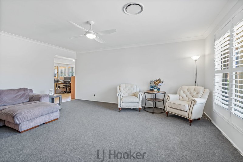 Photo - 19 Mountbatten Place, Valentine NSW 2280 - Image 4