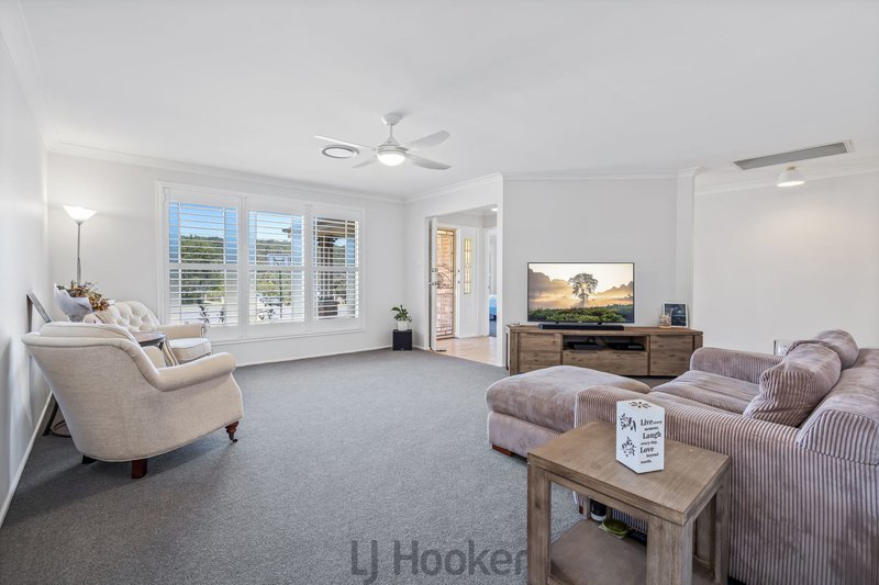 Photo - 19 Mountbatten Place, Valentine NSW 2280 - Image 6