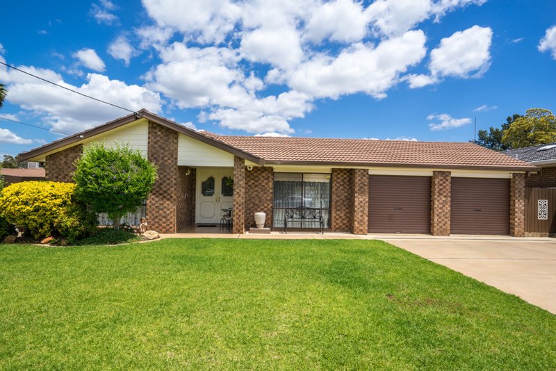 19 Mumford Crescent, Dubbo NSW 2830