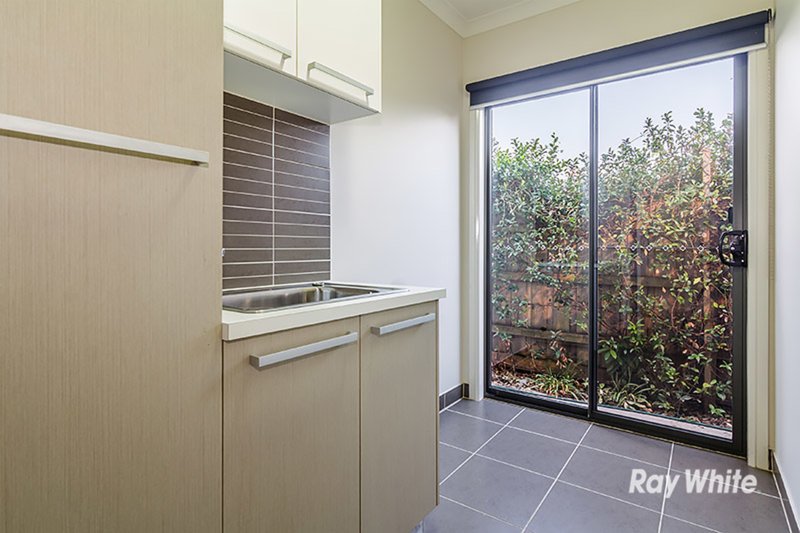 Photo - 19 Mundaring Drive, Cranbourne VIC 3977 - Image 22