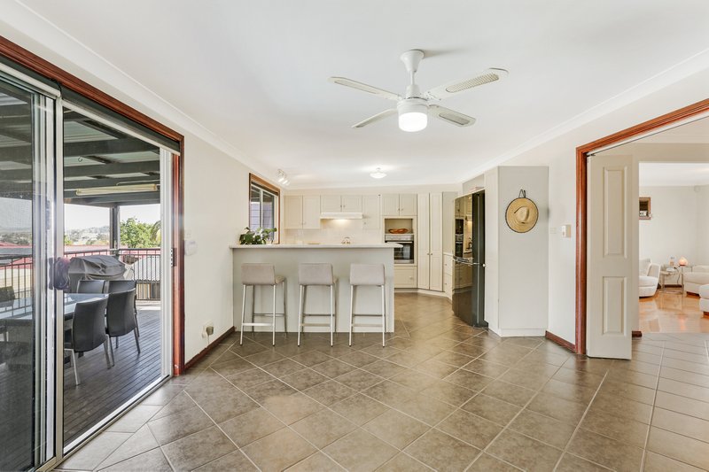 Photo - 19 Myee Street, Kanahooka NSW 2530 - Image 5