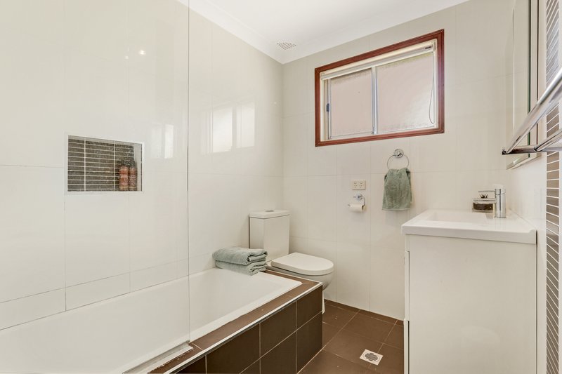 Photo - 19 Myee Street, Kanahooka NSW 2530 - Image 7