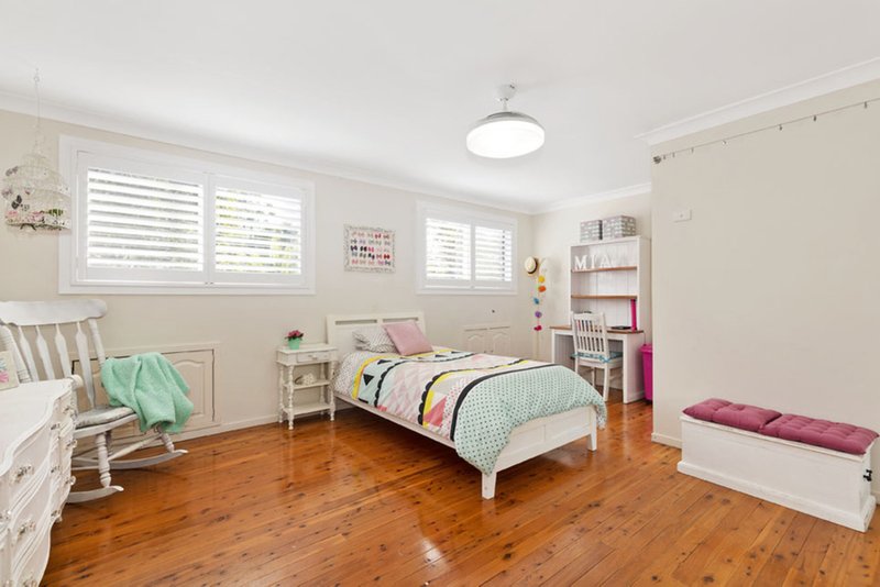 Photo - 19 Myra Street, Frenchs Forest NSW 2086 - Image 7