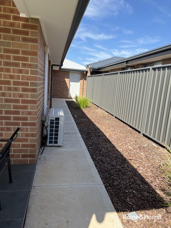 Photo - 19 Myrta Avenue, Andrews Farm SA 5114 - Image 15