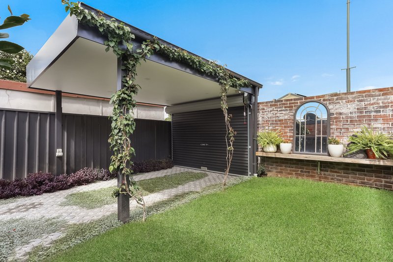 Photo - 19 Myrtle Street, Stanmore NSW 2048 - Image 10