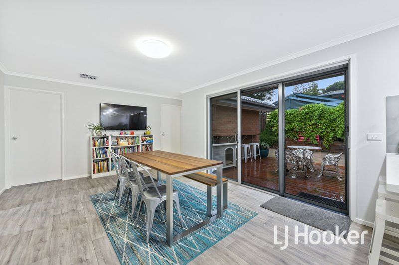 Photo - 19 Nathan Court, Pakenham VIC 3810 - Image 10