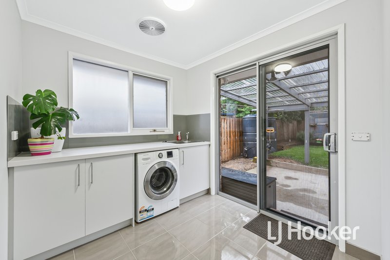 Photo - 19 Nathan Court, Pakenham VIC 3810 - Image 11