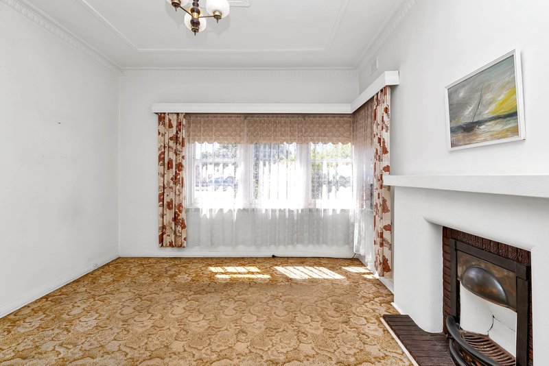 Photo - 19 Nelson Avenue, Flinders Park SA 5025 - Image 7