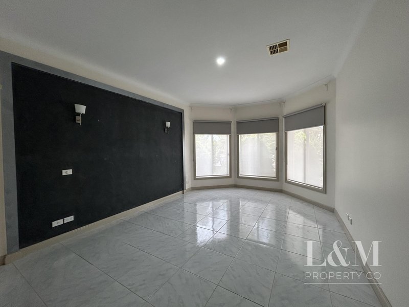 Photo - 19 Neptune Street, Roxburgh Park VIC 3064 - Image 8