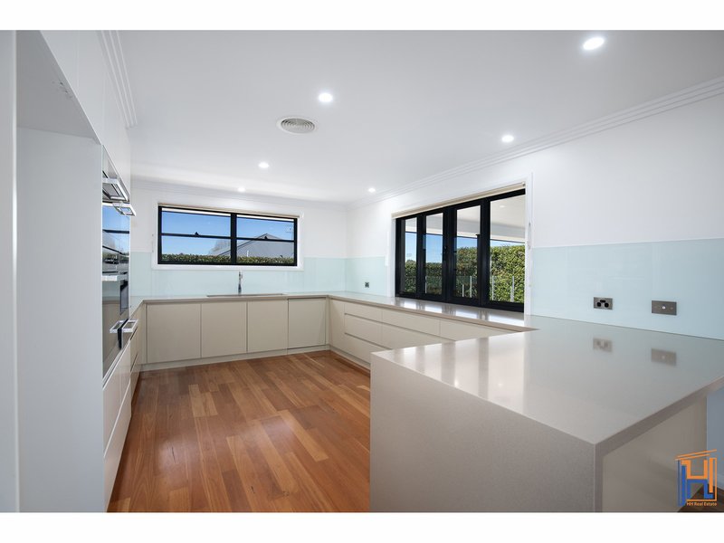 Photo - 19 Netherton Park Avenue, Armidale NSW 2350 - Image 4
