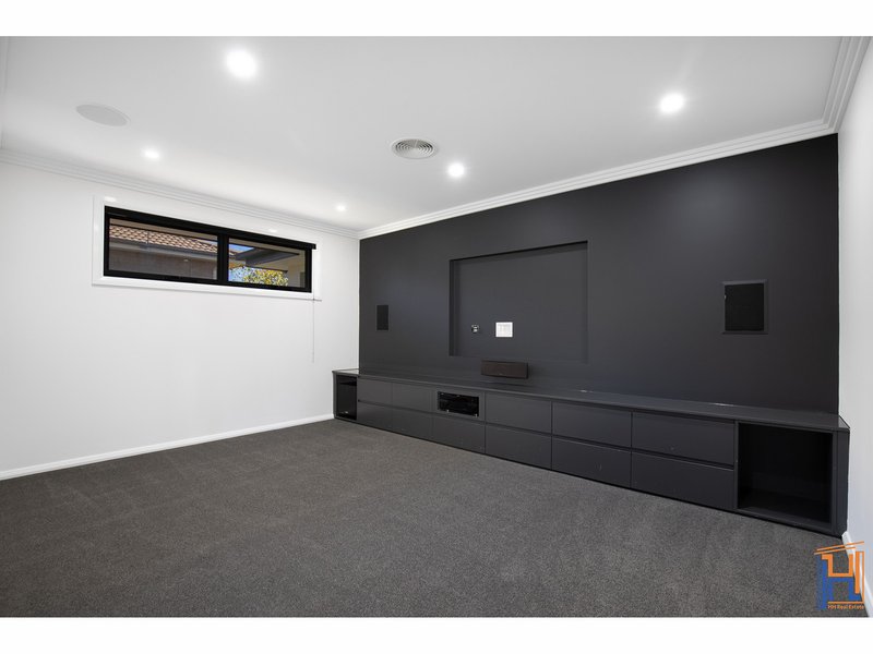 Photo - 19 Netherton Park Avenue, Armidale NSW 2350 - Image 6