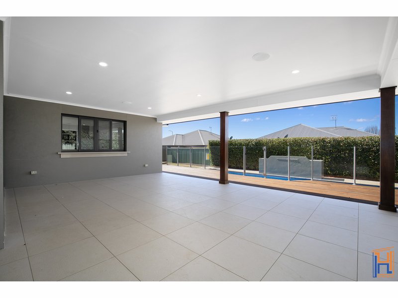 Photo - 19 Netherton Park Avenue, Armidale NSW 2350 - Image 12