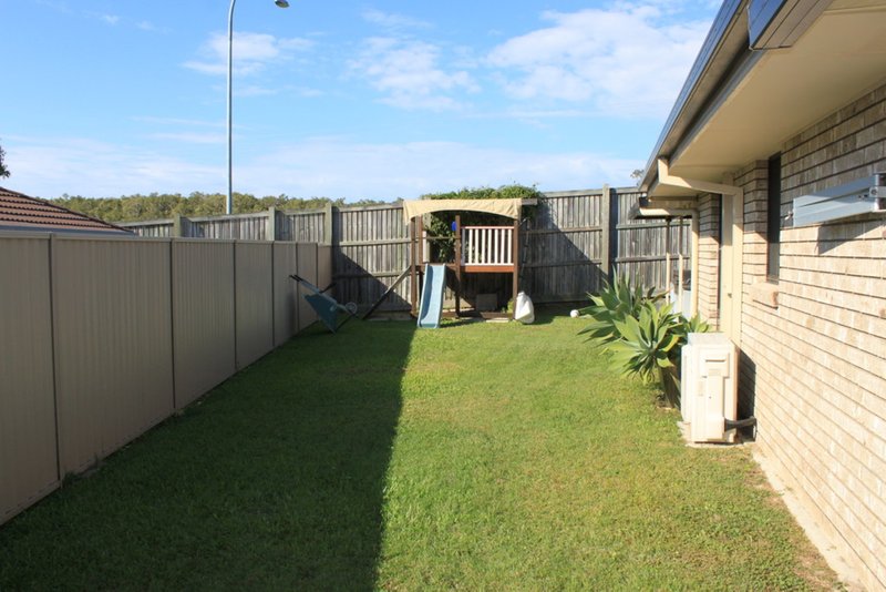 Photo - 19 Newcastle Drive, Pottsville NSW 2489 - Image 11