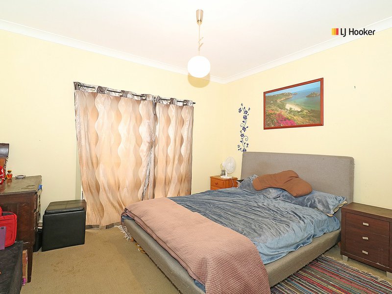 Photo - 19 Nilma Avenue, Mount Austin NSW 2650 - Image 7