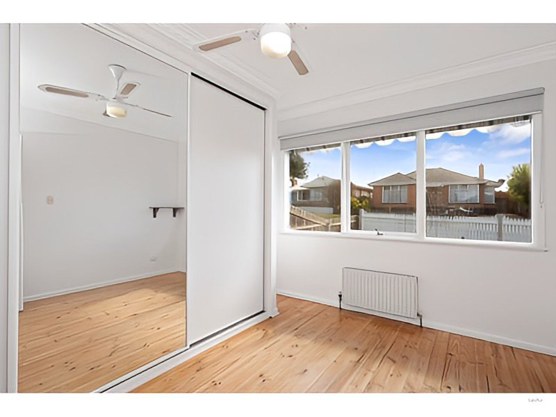 Photo - 19 Nott Street, Belmont VIC 3216 - Image 5