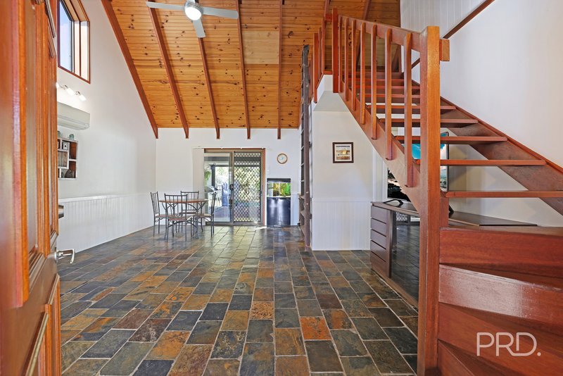 Photo - 19 Nowland Crescent, Tamworth NSW 2340 - Image 4