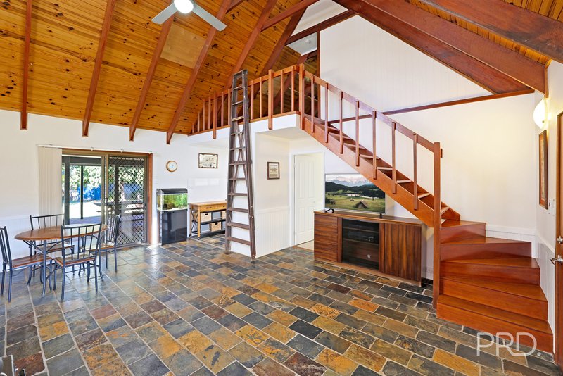 Photo - 19 Nowland Crescent, Tamworth NSW 2340 - Image 7