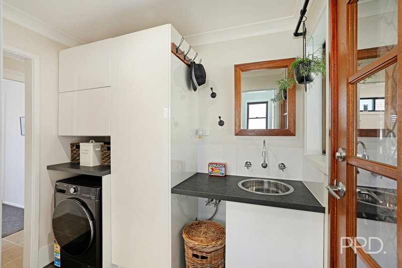 Photo - 19 Nowland Crescent, Tamworth NSW 2340 - Image 16